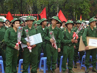 Hà Nội: Hơn 1.200 thanh niên viết đơn tình nguyện nhập ngũ
