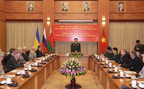 Việt Nam không bao giờ quên cống hiến, hy sinh của các chuyên gia Xô-viết