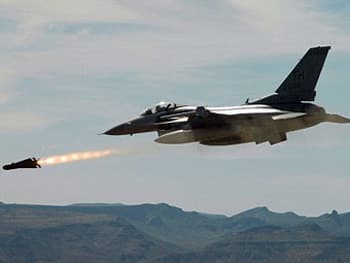 Israel tiếp tục mở đợt tấn công mới vào Dải Gaza