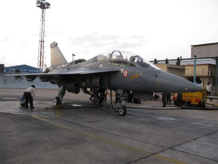 Ấn Độ: Tejas phiên bản hải quân không đạt chất lượng