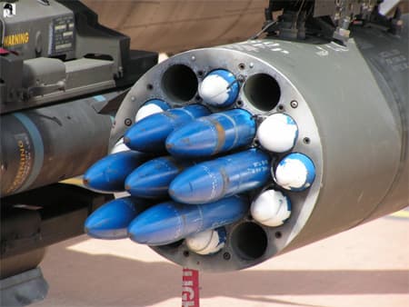 Hải quân lục chiến Mỹ thử nghiệm hệ thống dẫn đạn rocket mới
