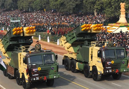 Ấn Độ tăng quy mô sản xuất đạn rocket cho tổ hợp Pinaka