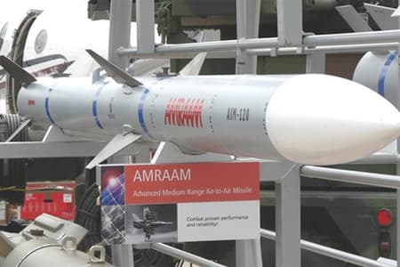 Không quân Mỹ tạm dừng thanh toán hợp đồng mua tên lửa AMRAAM