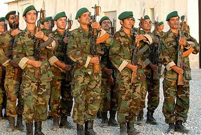 Phương Tây sẽ viện trợ quân sự 40 tỉ USD cho Afghanistan?