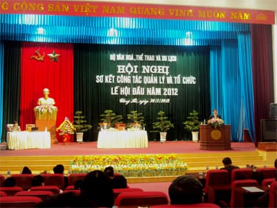 Tiền công đức phải được quản lý công khai, minh bạch