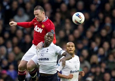 Young, Rooney tỏa sáng giúp M.U hạ Tottenham