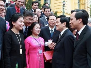 Chủ tịch nước gặp mặt đoàn đại biểu đại diện cho 100 HTX điển hình tiên tiến