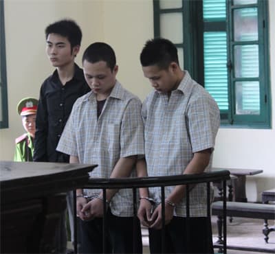 Băng cướp “nhí” lĩnh án