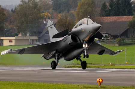 Pháp nâng cấp chiến đấu cơ Rafale phiên bản hải quân