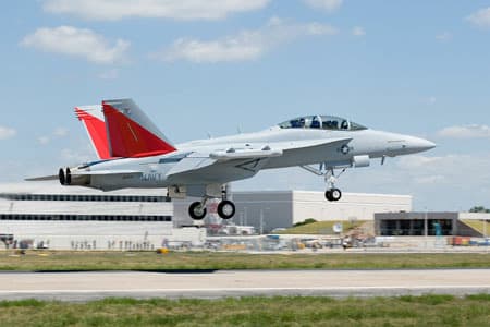 Australia đặt mua thiết bị đối kháng điện tử cho chiến đấu cơ Super Hornet