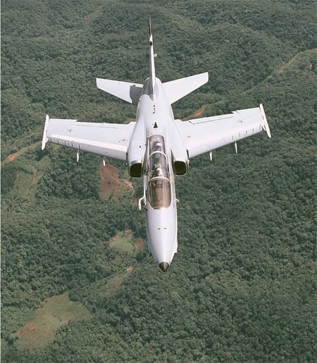Brazil: Cường kích cơ A-1M nâng cấp thực hiện chuyến bay thử đầu tiên