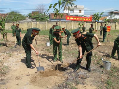 Bộ Quốc phòng mít tinh hưởng ứng ngày môi trường thế giới