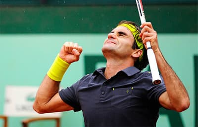 Federer gặp lại Djokovic sau vòng tứ kết sóng gió