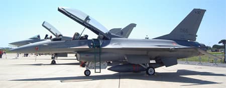Italia đã hoàn trả toàn bộ chiến đấu cơ F-16 cho Mỹ
