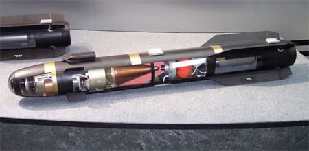 Mỹ lên kế hoạch bán đạn tên lửa Hellfire-2 cho Qatar