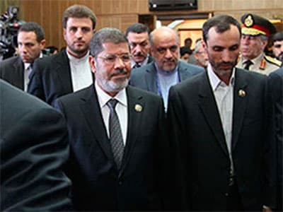 Tổng thống Ai Cập thực hiện chuyến thăm lịch sử tới Iran