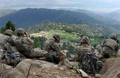 Mỹ rút thêm 33.000 quân khỏi Afghanistan