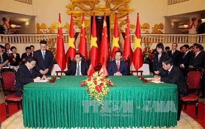 Hợp tác cùng phát triển - giải pháp có tính thực tế tạm thời