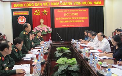 Trao đổi về tình hình, kết quả công tác dân vận của Quân đội