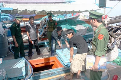 Ngăn chặn tình trạng buôn lậu trên tuyến biên giới phía Nam