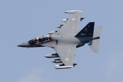 Nga ra mắt phiên bản chiến đấu của máy bay Yak-130