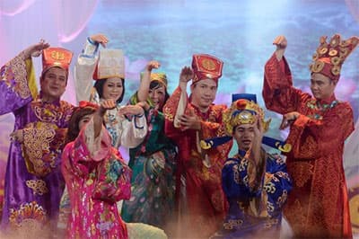 ‘Táo Quân 2013’ vẫn lên sóng và ra đĩa