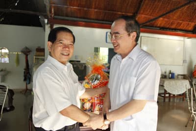 Phó Thủ tướng Nguyễn Thiện Nhân chúc Tết nguyên lãnh đạo Đảng, Nhà nước