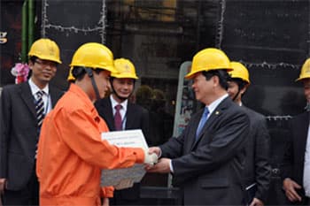 Kiểm tra việc cung ứng điện