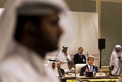 “Những người bạn của Syria” đồng ý cung cấp vũ khí cho phe đối lập