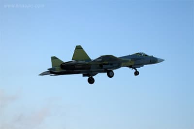 Phi công lái PAK FA có thể nhảy dù an toàn ở độ cao…23km