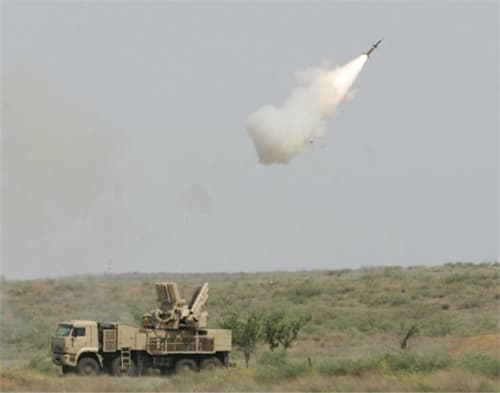 Pantsir-S1 lần đầu tiên “lộ” thông số chiến đấu