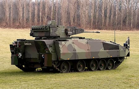 Bộ Quốc phòng Đức “chê” xe chiến đấu Puma đắt