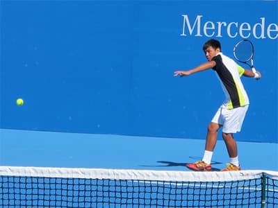 Lý Hoàng Nam vào tứ kết giải trẻ ITF ở Bắc Kinh