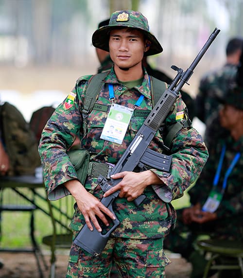 3. Súng trường MA-1 Mark II