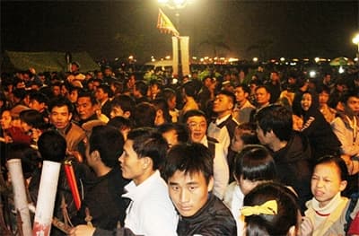 Nam Định: Huy động hơn 2.000 người đảm bảo trật tự đêm Khai ấn