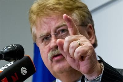 EU hứa viện trợ 20 tỷ euro cho Ukraine