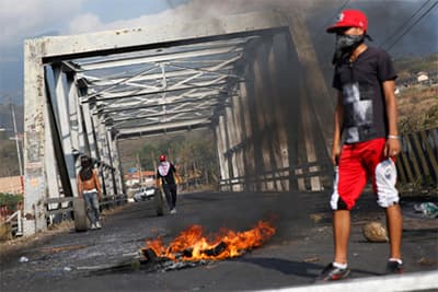 Tổng thống Venezuela: Ít nhất 50 thường dân đã thiệt mạng vì bạo loạn