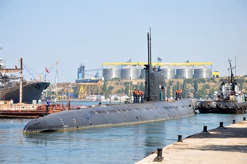 Hạm đội Biển Đen "chê" tàu ngầm Ukraine quá cũ
