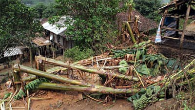 Mưa đá, gió lốc mạnh gây thiệt hại tại Cao nguyên đá Đồng Văn