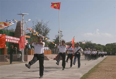 Khắc ghi truyền thống, bảo vệ vững chắc chủ quyền