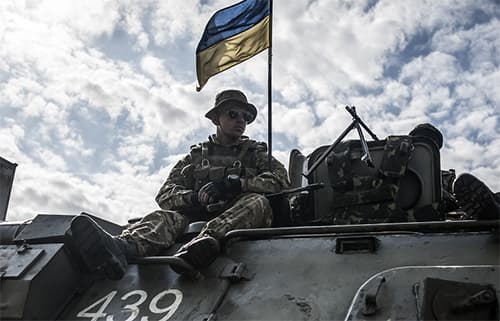 Hàng chục binh sĩ Ukraine “chuyển phe” sang tự vệ địa phương