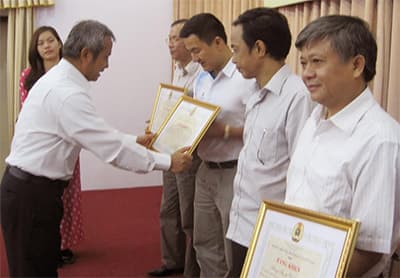 Tổng Liên đoàn Lao động Việt Nam khen thưởng 28 cá nhân, tập thể báo chí