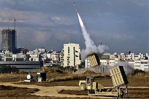 Iron Dome ngăn chặn gần 90% tên lửa bắn vào Israel.