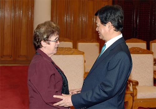 Thủ tướng Nguyễn Tấn Dũng tiếp Bộ trưởng Bộ Công nghiệp thực phẩm Cuba