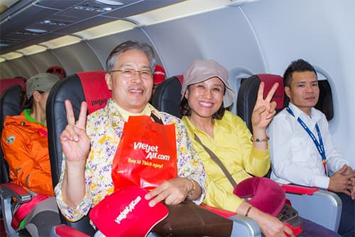 Hàng không tiếp tục đẩy mạnh chính sách bán vé giá 0 đồng