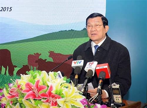 Chủ tịch nước Trương Tấn Sang dự lễ tổng kết chương trình “Bò giống giúp người nghèo biên giới”