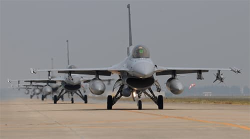Hàn Quốc xem xét lắp ráp máy bay “Chim ưng chiến” F-16 trong nước