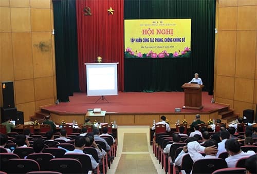 Tập huấn phòng, chống khủng bố cho nhân viên y tế
