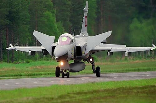 Brazil tính toán thuê máy bay chiến đấu Gripen của Thụy Điển