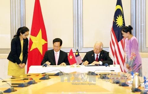 Ngoại giao phục vụ sự nghiệp bảo vệ an ninh quốc gia trong tình hình mới